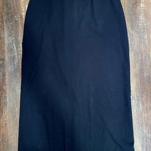 Old Navy Size 12 Stretch Black Skirt
